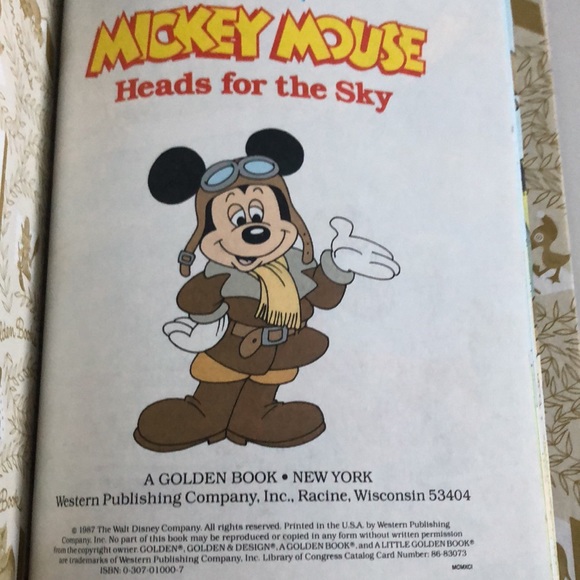 5for$15💙Walt Disney’s Mickey Mouse Heads for the Sky - a Little Golden Book - Picture 2 of 7